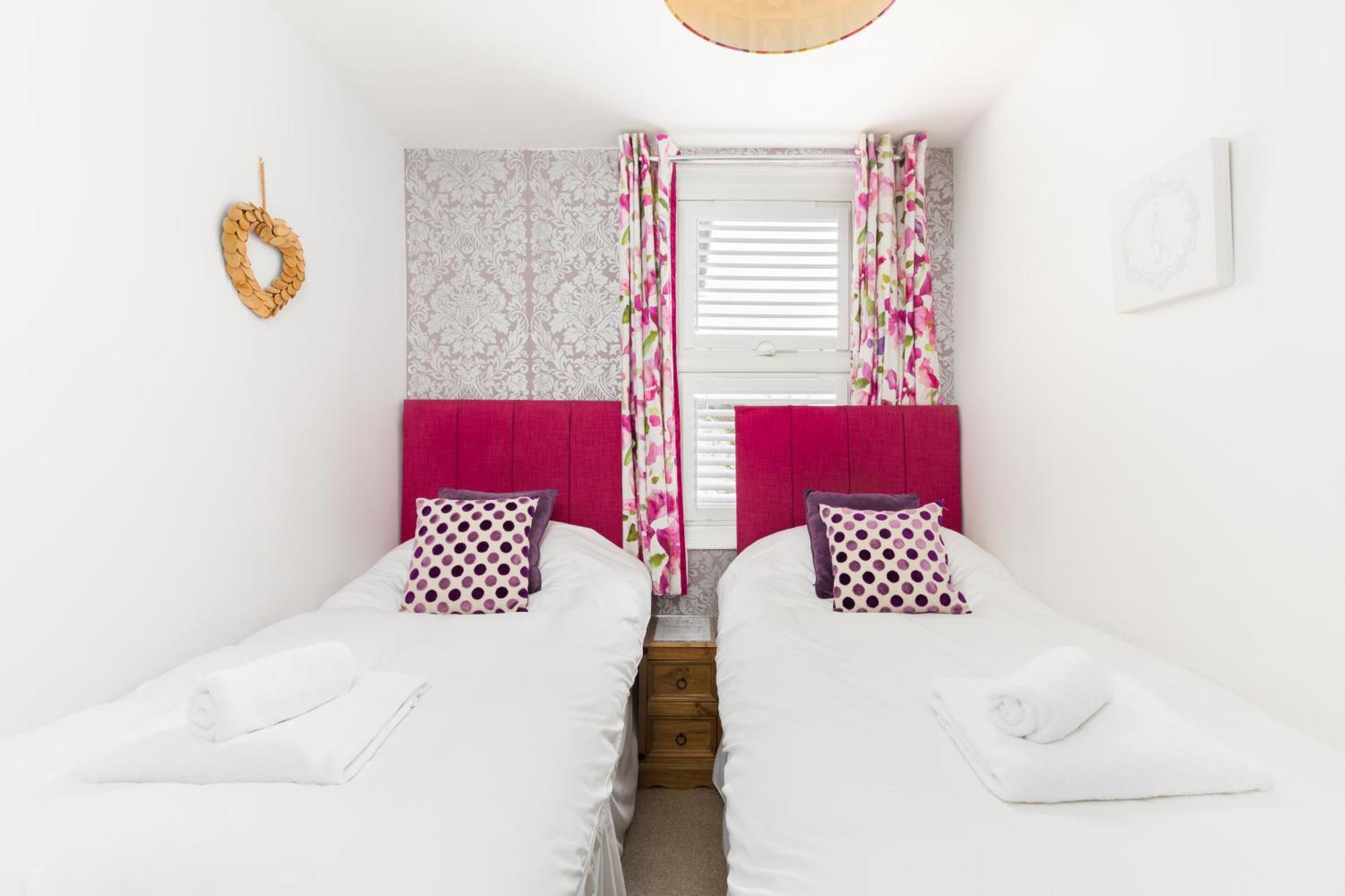 Arden Holiday Lettings Stratford-upon-Avon Exteriör bild
